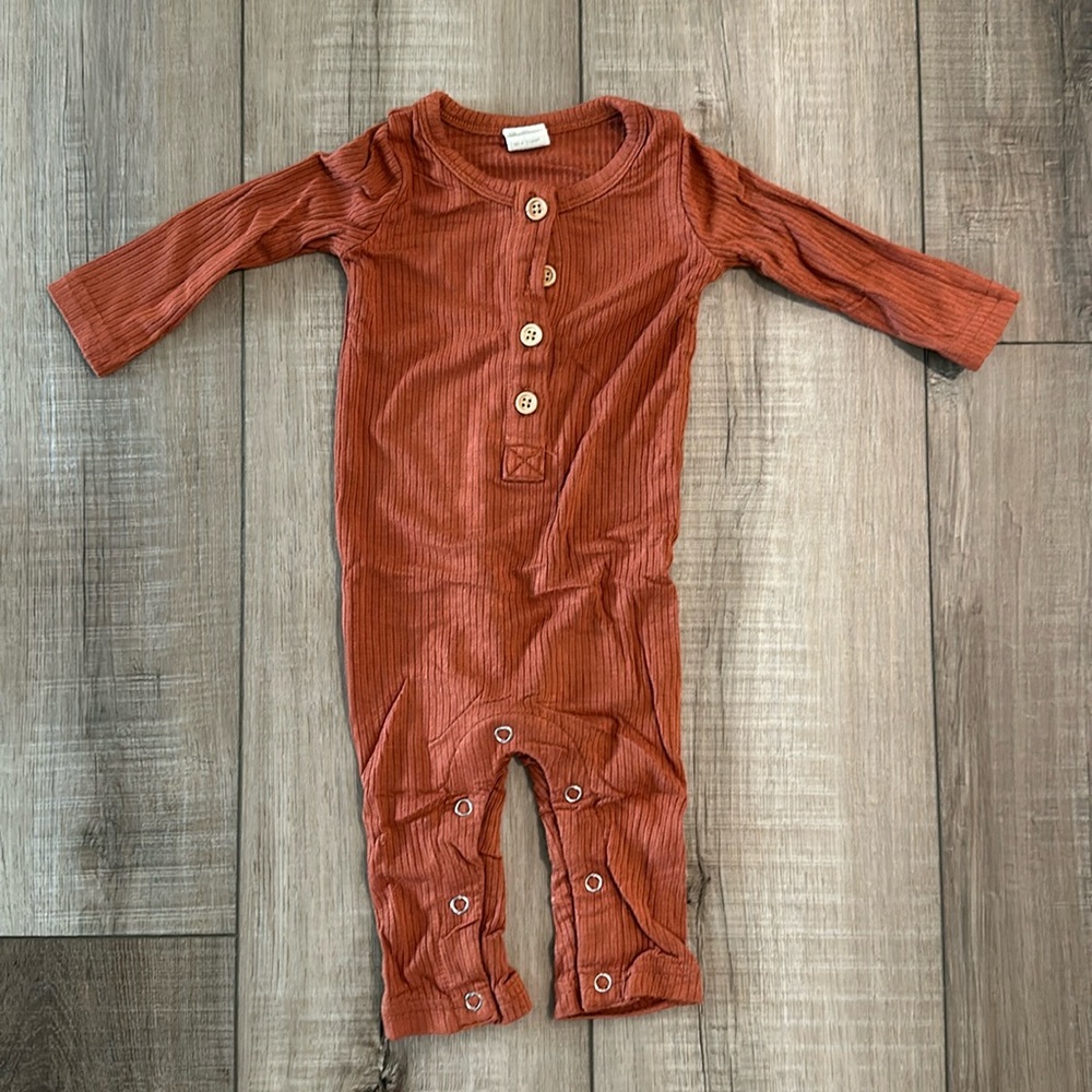 Kate Quinn NWOT outfit